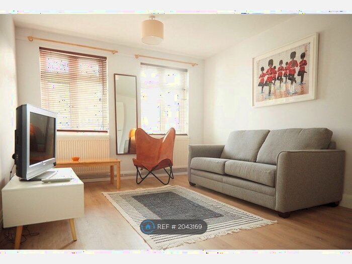 1 Bedroom Flat To Rent In Brookmead Court, London, N20