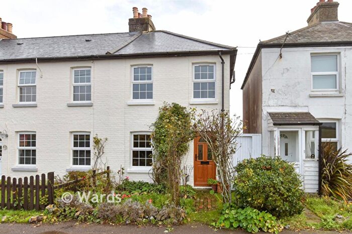 2 Bedroom Cottage For Sale In Ham Farm Cottages, Ham, Deal, Kent, CT14