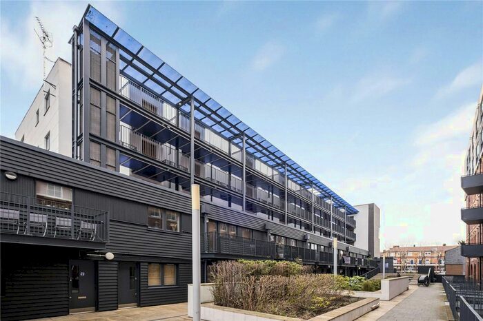 2 Bedroom Flat To Rent In Rothsay Street, London, SE1