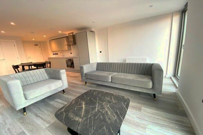 2 Bedroom Flat To Rent In Warwick Street, Birmingham, B12