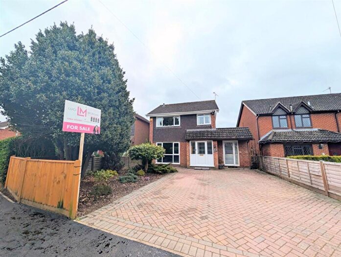3 Bedroom Detached House For Sale In Mortimers Lane, Fair Oak, Eastleigh, SO50