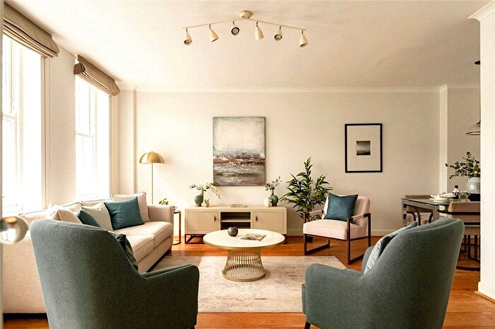 1 Bedroom Flat To Rent In De Vere Mews, Kensington, W8