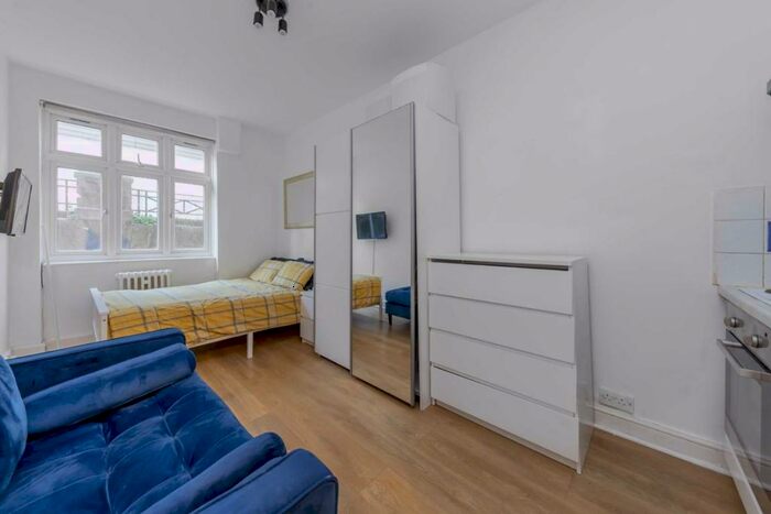 Studio To Rent In Hall Road, St John's Wood, NW8