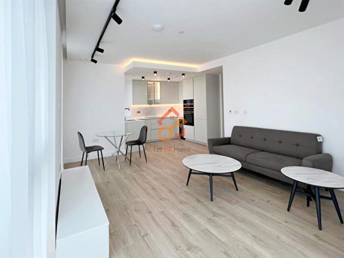 2 Bedroom Flat For Sale In Valencia Tower, Bolinder Place, London, EC1V