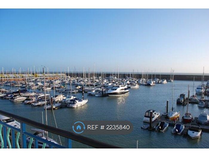 4 Bedroom Flat To Rent In The Strand, Brighton Marina, BN2