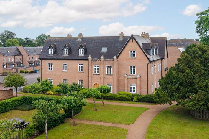 2 Bedroom Apartment For Sale In Gatekeeper Walk, Little Paxton, St Neots, Cambridgeshire, PE19