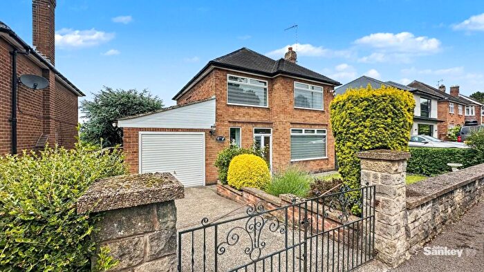 3 Bedroom Detached House For Sale In Peafield Lane, Mansfield Woodhouse, NG19