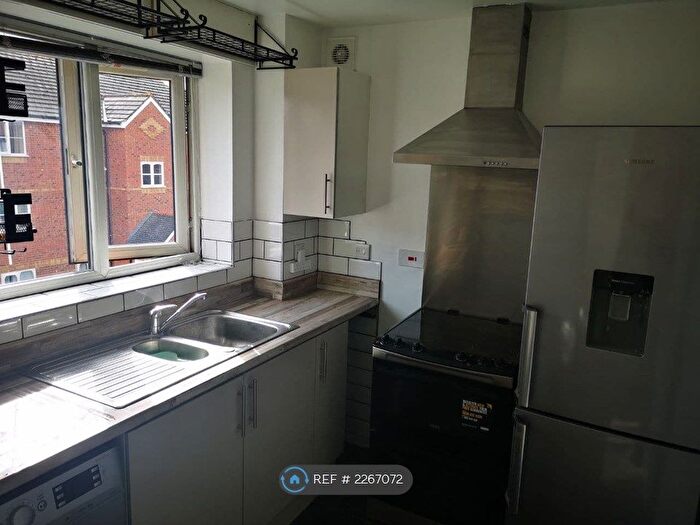 1 Bedroom Flat To Rent In Redford Close, Feltham, TW13
