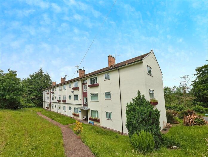 2 Bedroom Flat To Rent In Vandyke Close, Newport, NP19