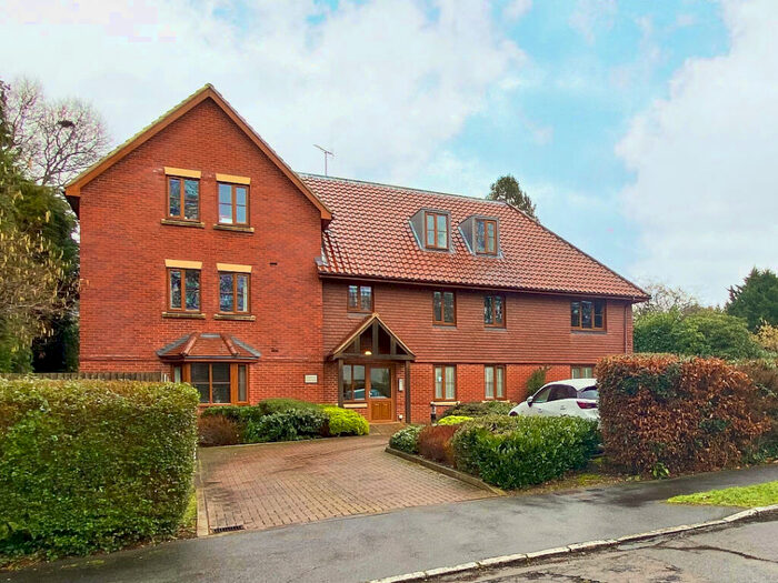 2 Bedroom Flat To Rent In Ashley House, Waverley Close, Camberley, GU15