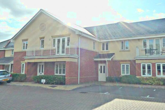 3 Bedroom Apartment To Rent In London Road, HP10