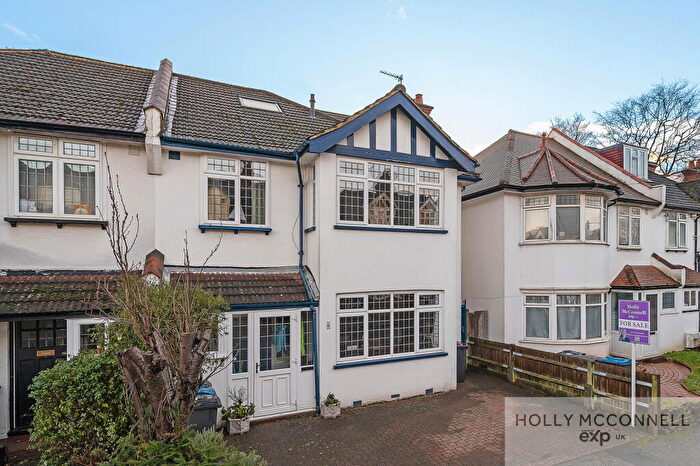 5 Bedroom Semi Detached House For Sale In Tirlemont Road, South Croydon, CR2