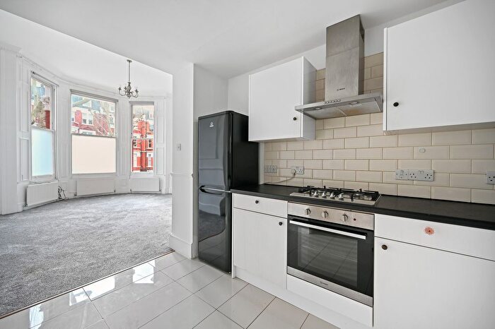 2 Bedroom Flat To Rent In Sutherland Avenue, London, W9