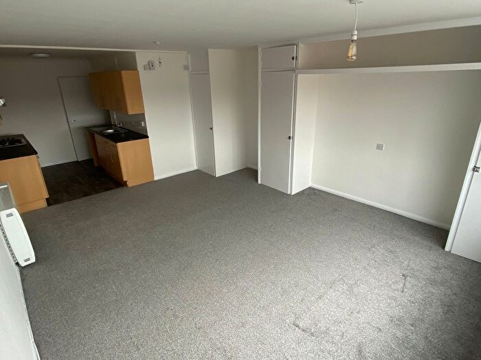1 Bedroom Studio To Rent In Dalton Street, Deana Court Dalton Street, ME7
