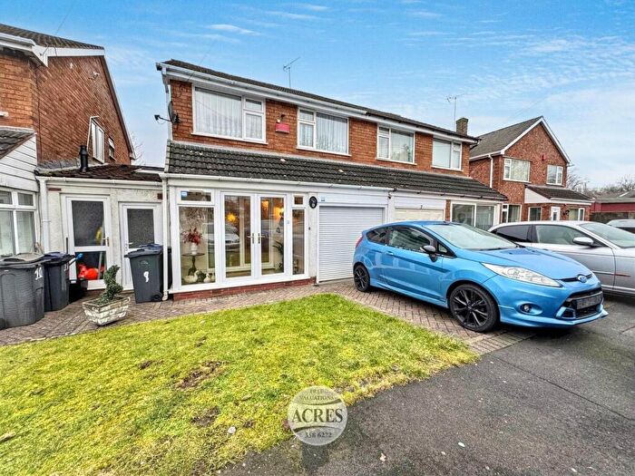 3 Bedroom Semi Detached House For Sale In Brylan Croft, Perry Barr, Birmingham, B44