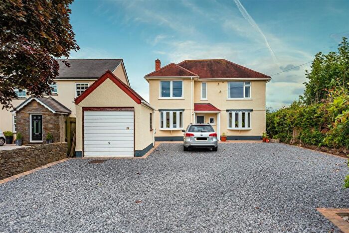 4 Bedroom Property For Sale In Pencefnarda Road, Gorseinon, Swansea, SA4