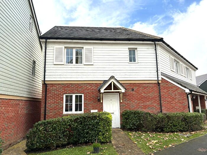 2 Bedroom Maisonette To Rent In Titchfield Common, PO14
