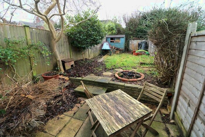 2 Bedroom Semi-Detached House To Rent In Bailey Road, Westcott, RH4