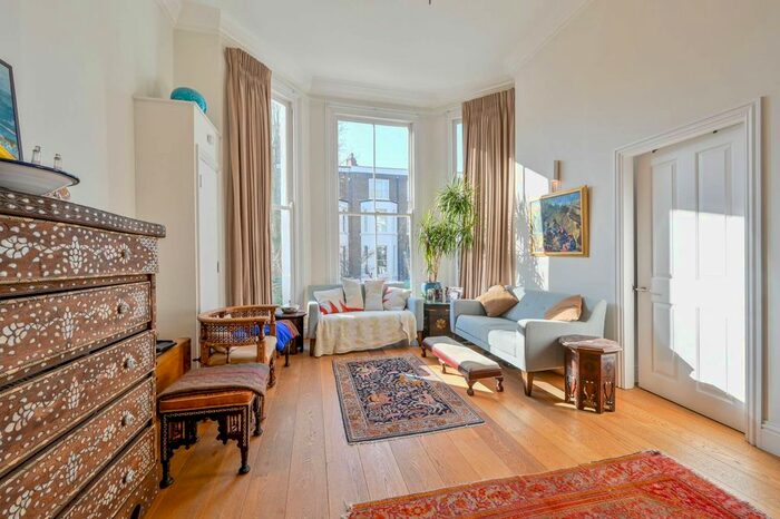 1 Bedroom Flat To Rent In Holland Road, Holland Park, London, W14