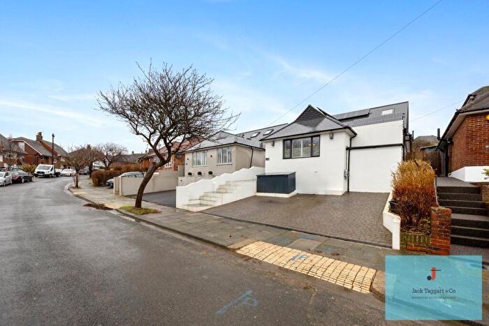 4 Bedroom Detached House For Sale In Elizabeth Avenue, Hove, BN3