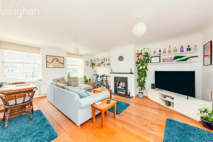 2 Bedroom Terraced House To Rent In Kemp Town Place, Brighton, East Sussex, BN2