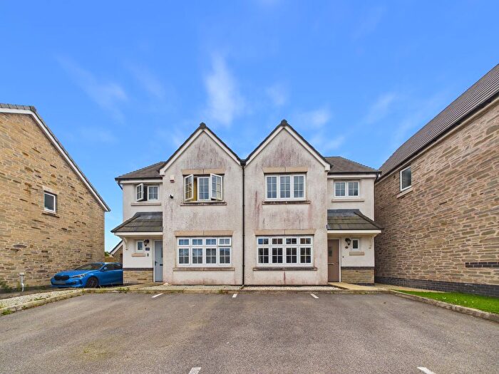 3 Bedroom Property For Sale In Pool, Redruth, Immaculately Presented, TR15