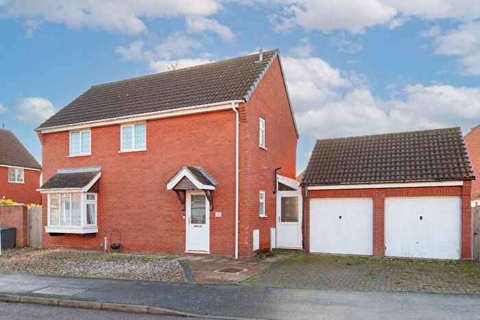 4 Bedroom Detached House For Sale In Blackwood Road, Eaton Socon, St. Neots, Cambridgeshire, PE19