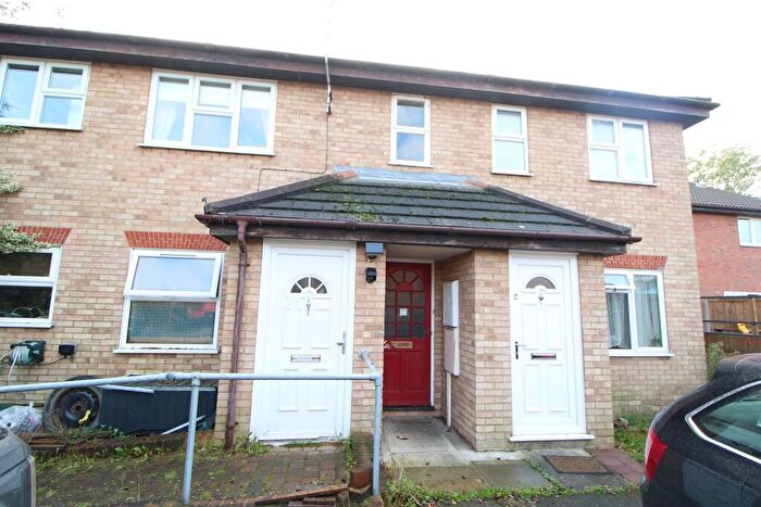 1 Bedroom Flat To Rent In Clearwater, Colchester, CO2