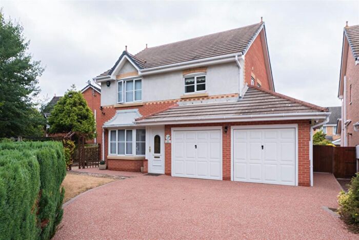 4 Bedroom Detached House For Sale In Trafalgar Close, Kingsmead, CW9