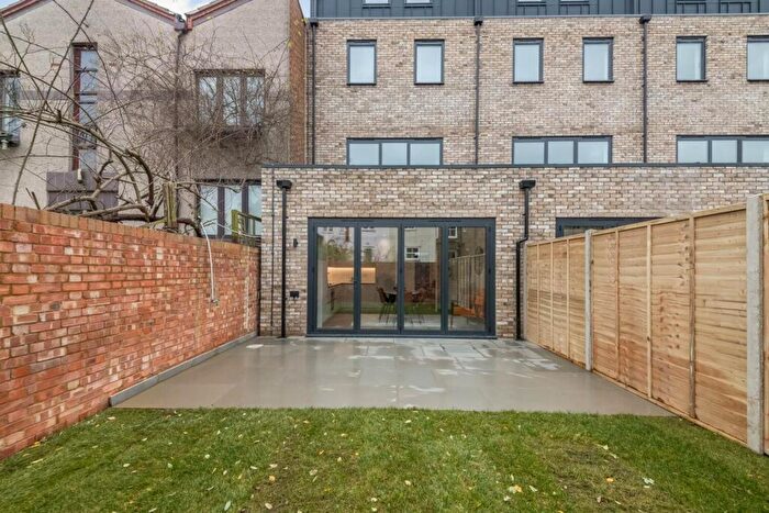 4 Bedroom House For Sale In Railton Road, Herne Hill, SE24