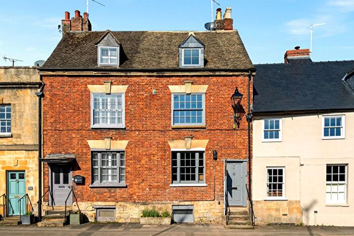 3 Bedroom Town House For Sale In Gloucester Street, Winchcombe, Cheltenham, GL54