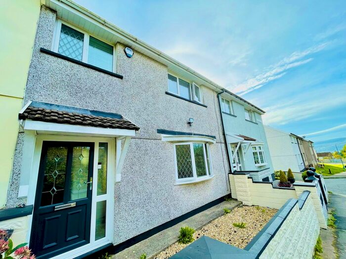 3 Bedroom Property To Rent In Almond Grove, Merthyr Tydfil, CF47