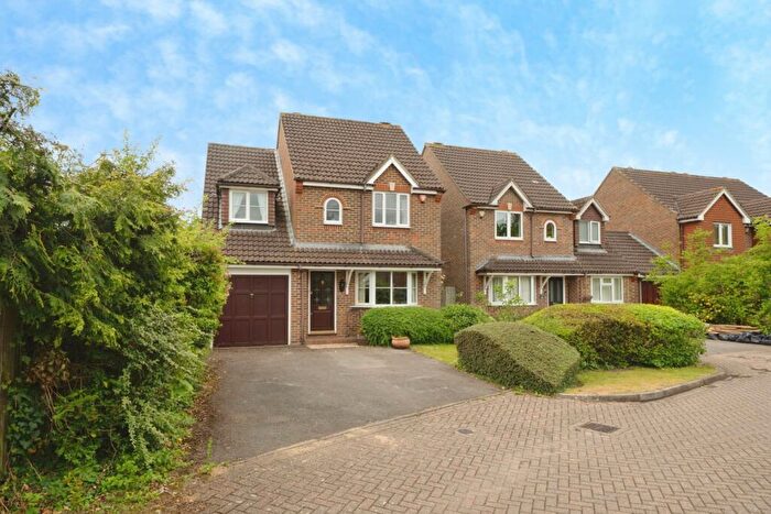 3 Bedroom Detached House For Sale In Falcon Wood, Leatherhead, Surrey, KT22