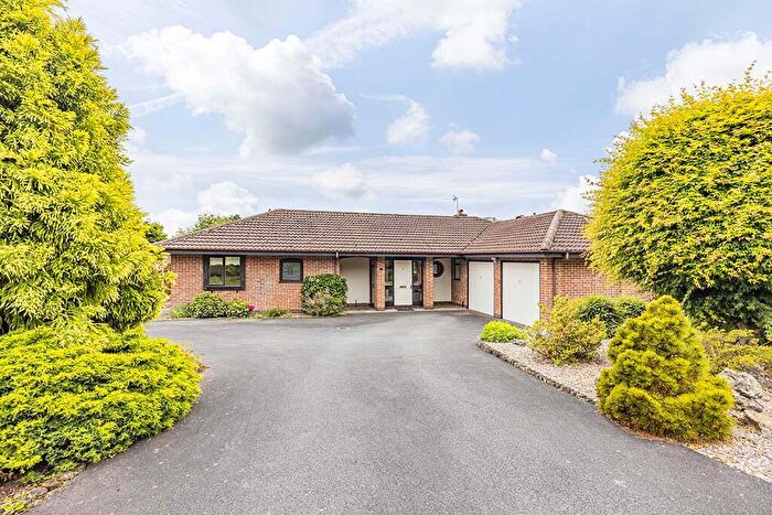 3 Bedroom Detached Bungalow For Sale In Broad Close, Woodborough, Nottinghamshire, NG14