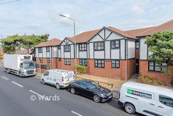 1 Bedroom Flat For Sale In Brampton Road, Bexleyheath, Kent, DA7