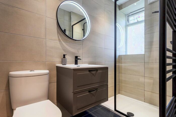 2 Bedroom Flat To Rent In Broomfield Crescent, Corstorphine, Edinburgh, EH12