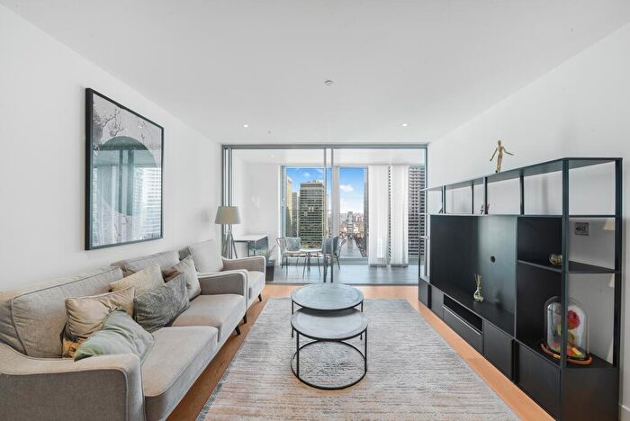 1 Bedroom Flat To Rent In Landmark Pinnacle, Marsh Wall, E14