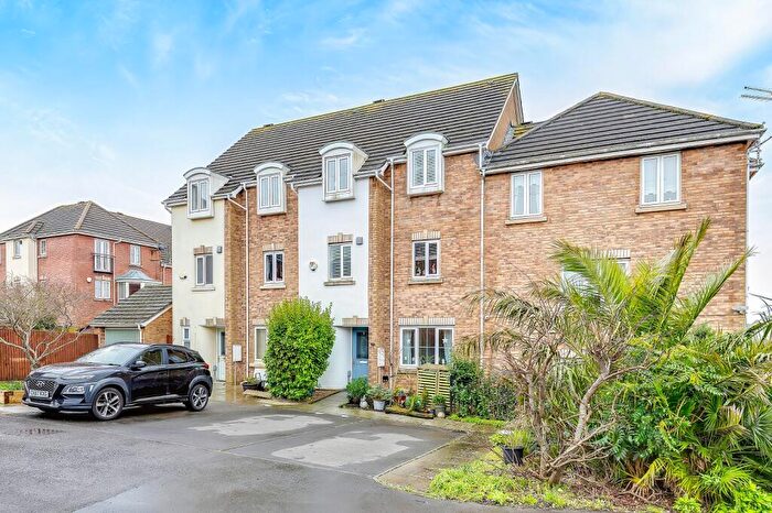 5 Bedroom Town House For Sale In Heol Y Dryw, Rhoose, Vale Of Glam., CF62