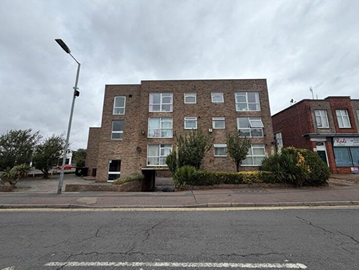 2 Bedroom Flat For Sale In Flat, Russell Court, Beach Station Road, Felixstowe, Suffolk, IP11