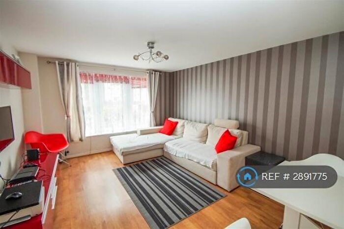 2 Bedroom Flat To Rent In Cavalier Court, Coventry, CV3