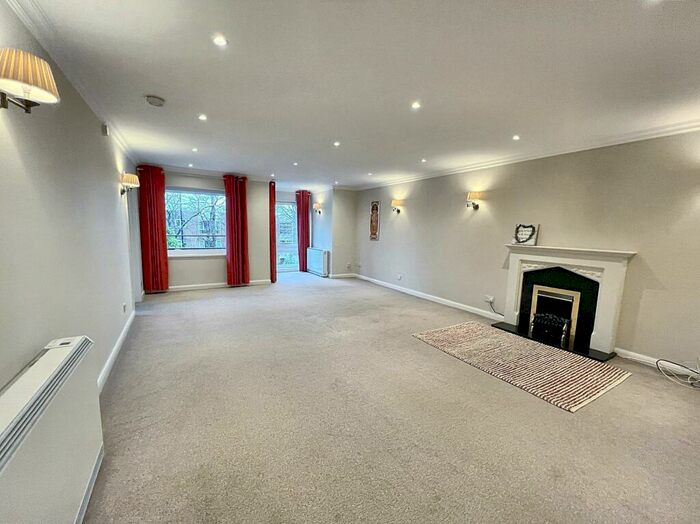 2 Bedroom Flat To Rent In Thornhill Road, Benton, Newcastle Upon Tyne, Tyne And Wear, NE12