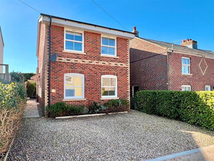 3 Bedroom Detached House To Rent In New Village, Freshwater, PO40