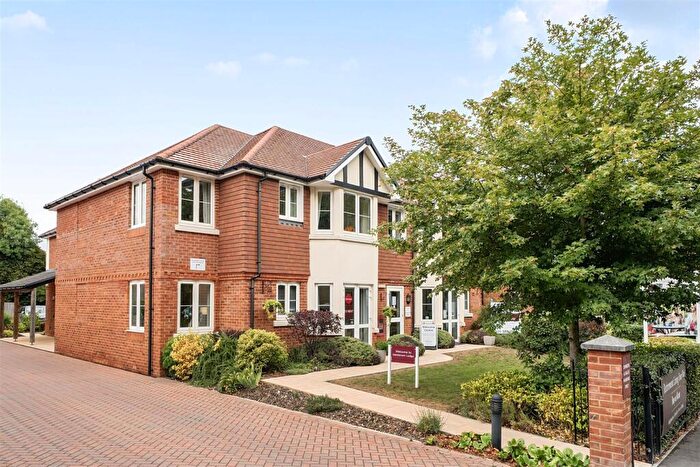 1 Bedroom Retirement Property For Sale In Sanderson Lodge, Selsdon, South Croydon, Greater London, CR2