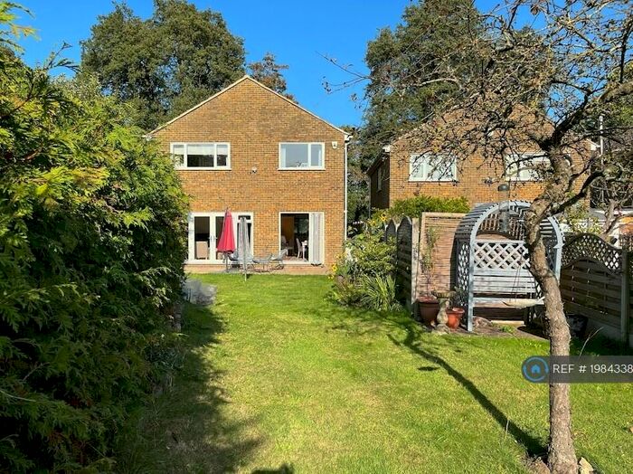 4 Bedroom Detached House To Rent In Clare Lane, West Malling, ME19