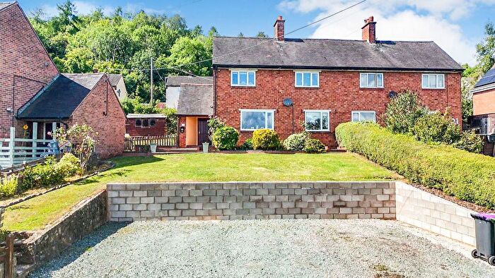 3 Bedroom Semi-Detached House For Sale In Bronwylfa, Llanymynech, Shropshire, SY22