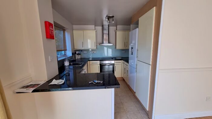 2 Bedroom Flat To Rent In Carnarvon Road, Meads Court, London, E15