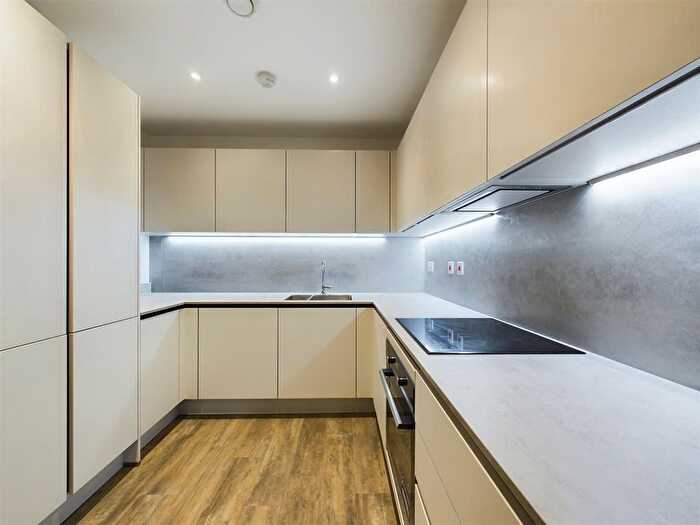 2 Bedroom Flat To Rent In Eastern Avenue, Western Cross, Ebbsfleet Valley, DA10