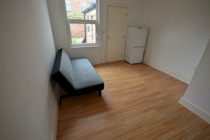 1 Bedroom Flat To Rent In Celt Street, Leicester, LE3