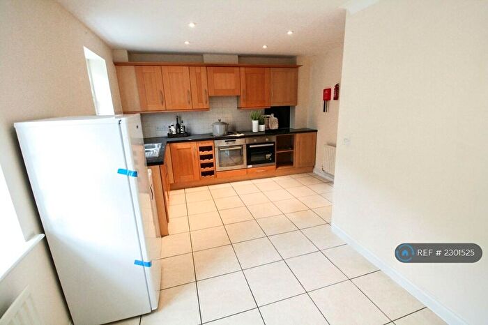 5 Bedroom Terraced House To Rent In Albany Gardens, Colchester, CO2