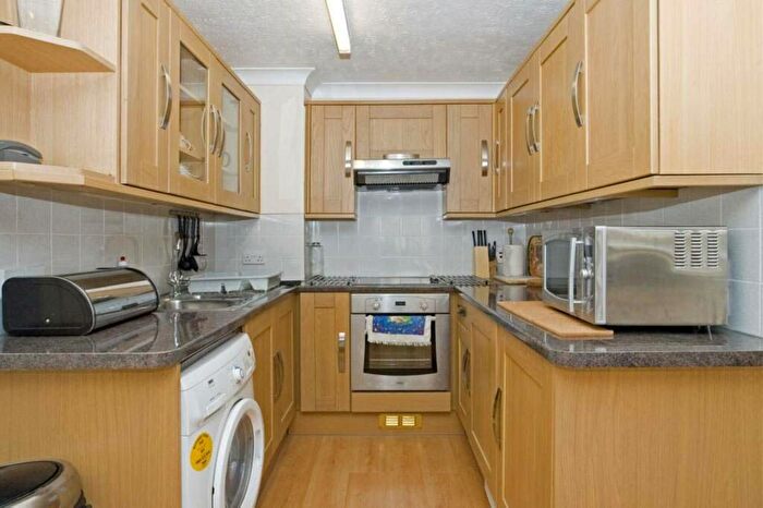 Studio To Rent In Fletcher Street, Tower Hamlets, London, E1